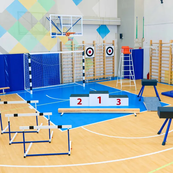 Щит баскетбольный игровой (монолитный поликарбонат) 1050х1800 мм ZAVODSPORTA за 47&nbsp;600 ₽ в Петрозаводске