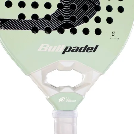 Ракетка для падела BULLPADEL Elite 02 2027, 497248,для профес-в, стекловолокно, карбон, молочн.,черн за 44&nbsp;339.40 ₽ купить в Петрозаводске